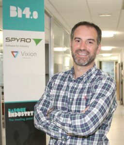 imagenacion.com fotos 1 xabier director comercial spyro 3 original