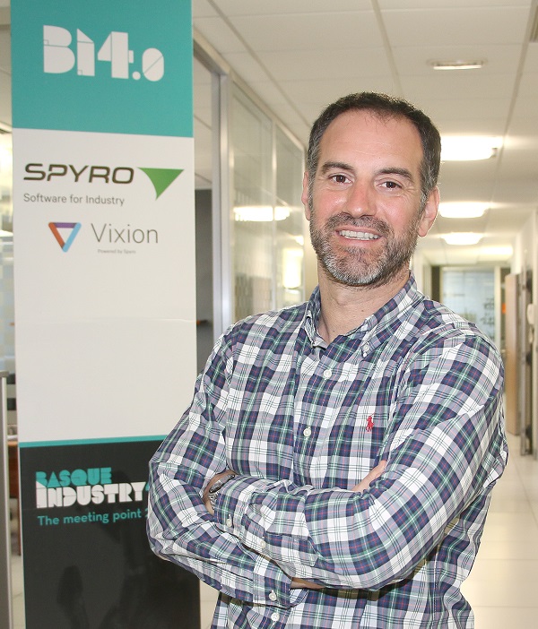 imagenacion.com fotos 1 xabier director comercial spyro 3 original