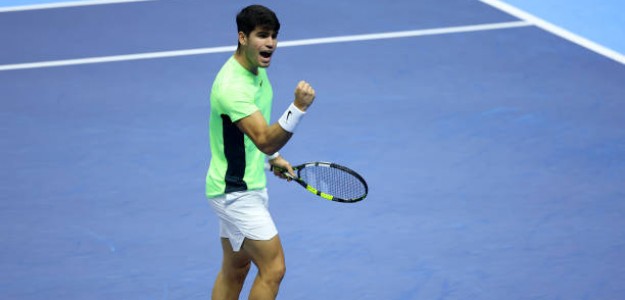 carlos alcaraz gana rublev atp finals 2023